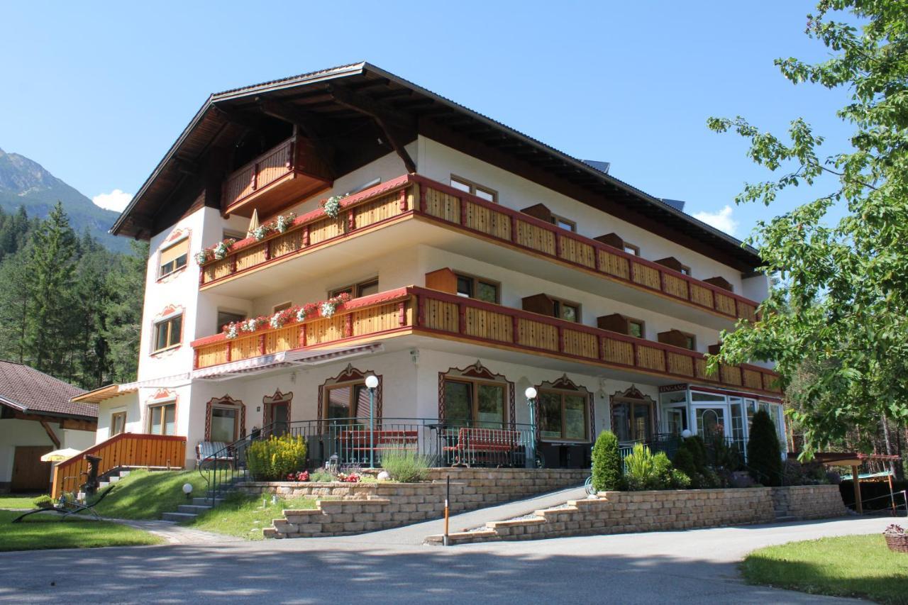 Hotel Garni Waldhof - Wohlfuehlen Am Lech Stanzach Zewnętrze zdjęcie